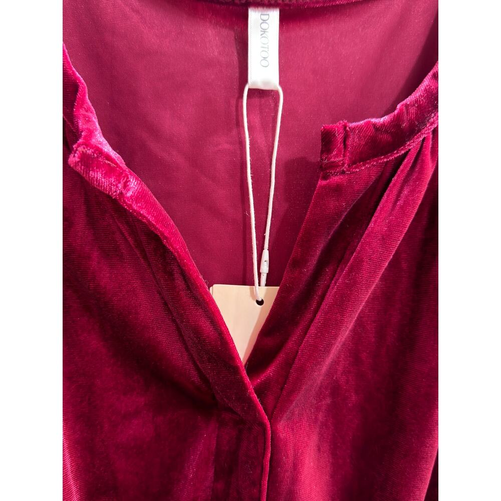 Dokotoo Burgundy Velvet Midi Dress Women’s L V Neck Ruffle Tier Pockets NWT - Picture 6 of 10